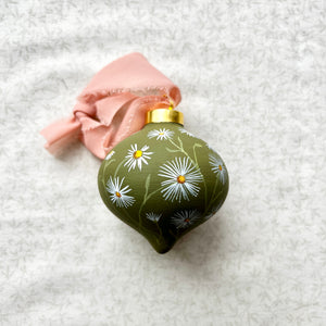 Christmas Ornament: Fleabane Daisies